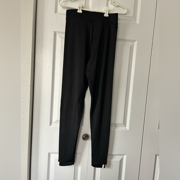 NWOT Adidas black leggings M - Picture 3 of 4